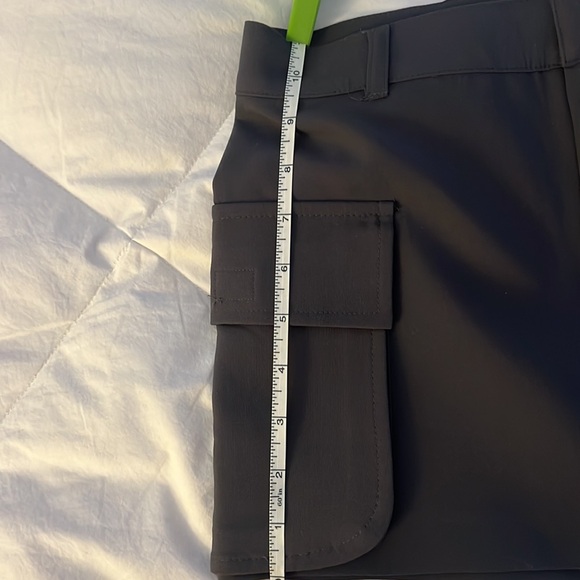 NWOT Pull&Bear micro mini tailored cargo pocket skirt in dark gray. XS - Picture 4 of 7